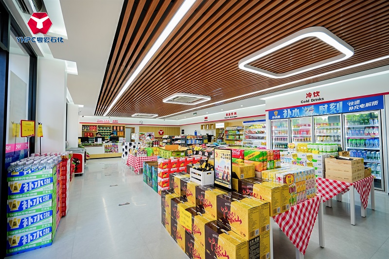 加油站便利店风貌.jpg